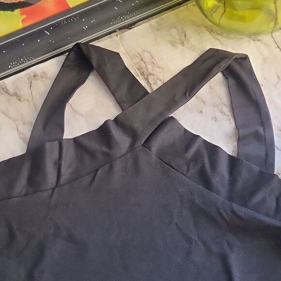 Sleek Black Asymmetrical Sleeveless Bodysuit - Picture 5 of 12